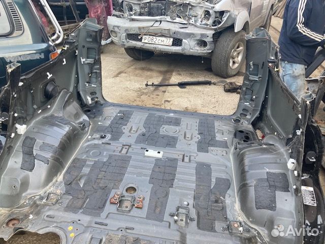 Задняя часть кузова toyota land cruiser 200