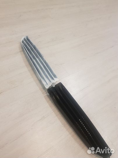 Решетка бампера audi a8 d2 (дорестайлинг )