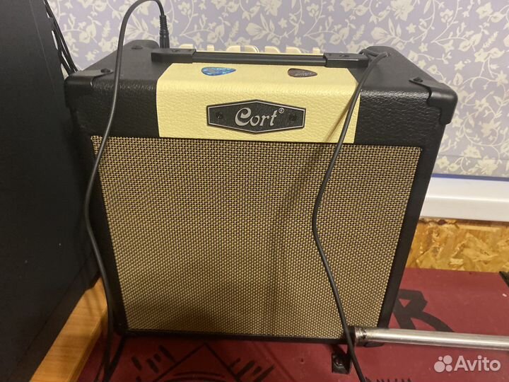 Электро гитара с комбиком