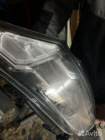 Фара передняя левая на Kia Soul