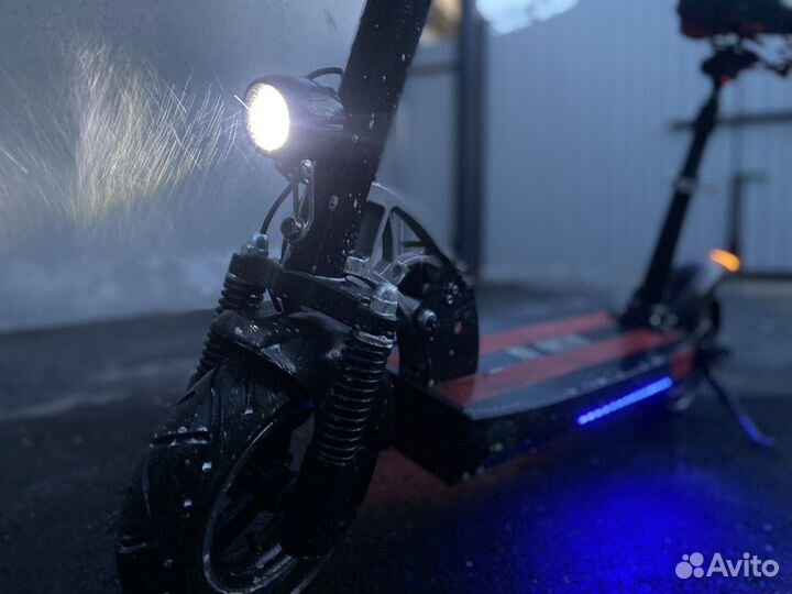 Электросамокат kugoo m4