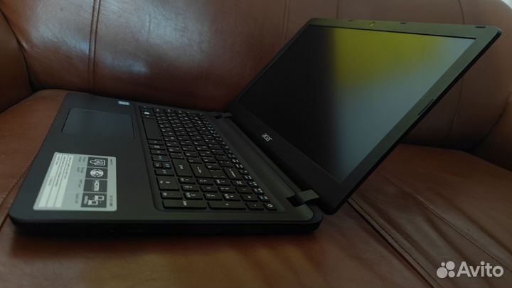 Ноутбук Acer i3 6006U/ssd128