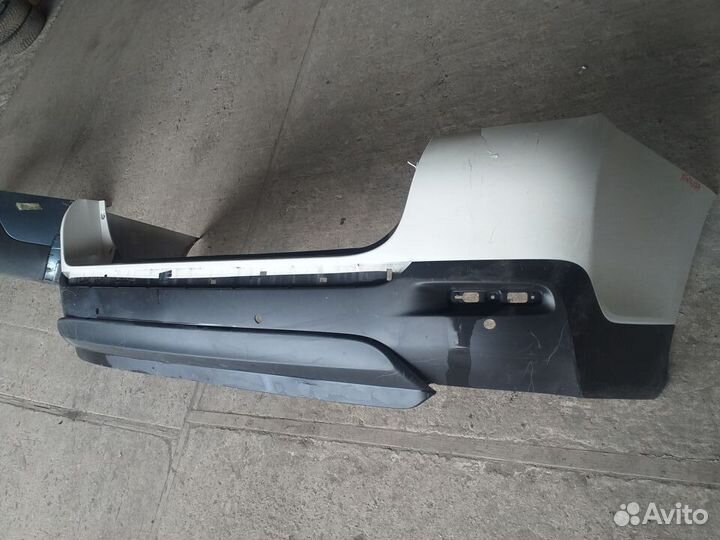 Бампер задний Toyota Highlander 2