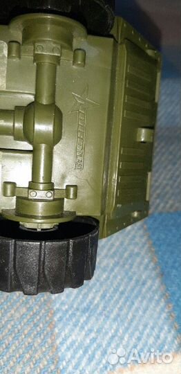 Танк пластмассовый б.у