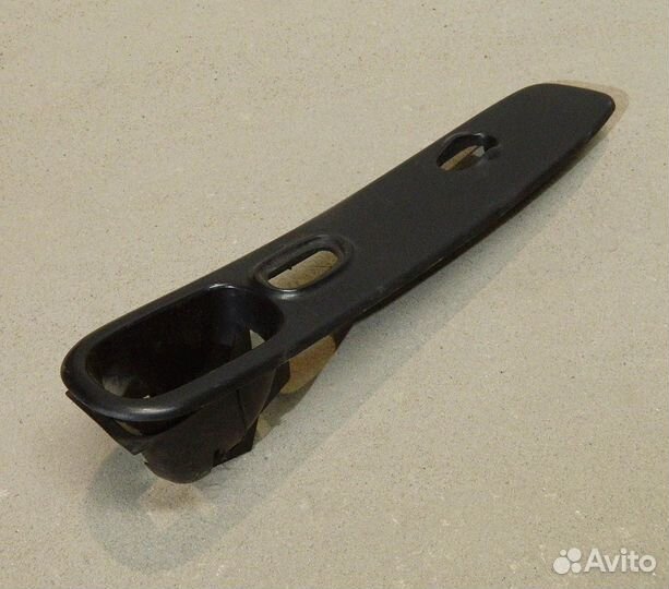 Накладка двери перед. правой Nissan Maxima J30