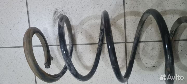 Пружина передняя Megane III 2009-16 Fluence