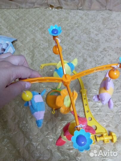Мобиль музыкальный на детскую кроватку