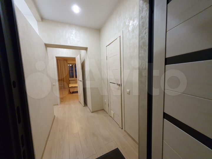 2-к. квартира, 55 м², 6/8 эт.