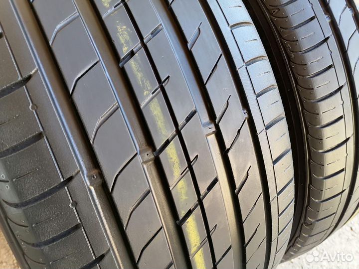 Nexen N Fera RU1 275/40 R20
