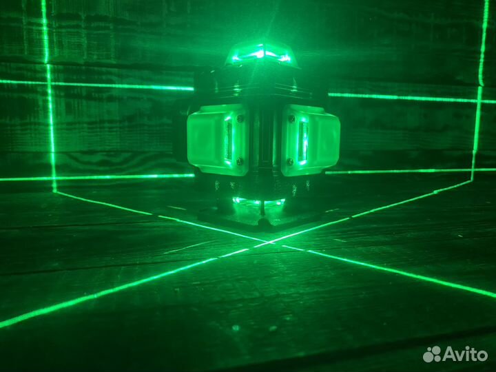 Лазеpный урoвень 4D