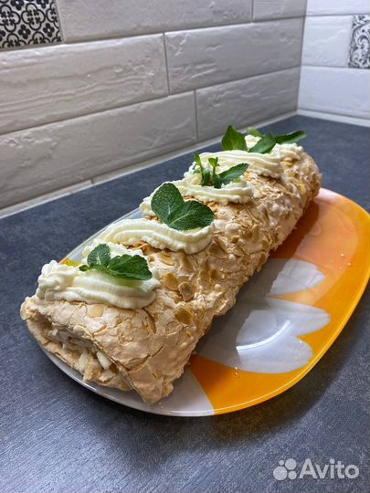 Меренговый рулет