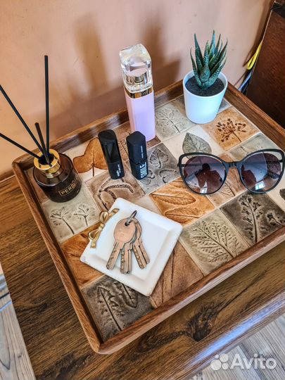 Столик-поднос