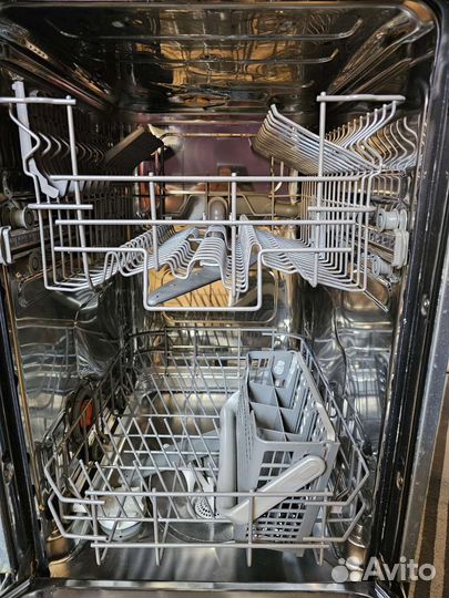 Посудомоечная машина Electrolux ESL 45010