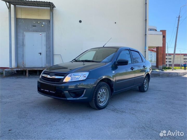 LADA Granta 1.6 МТ, 2018, 29 000 км