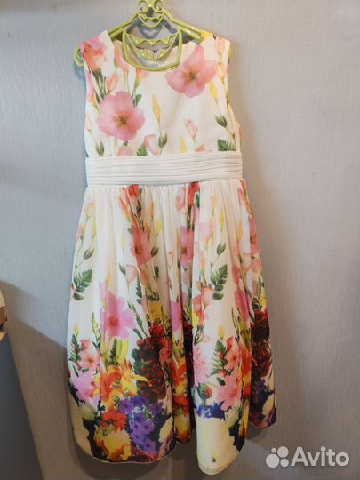 Платье детское праздничное