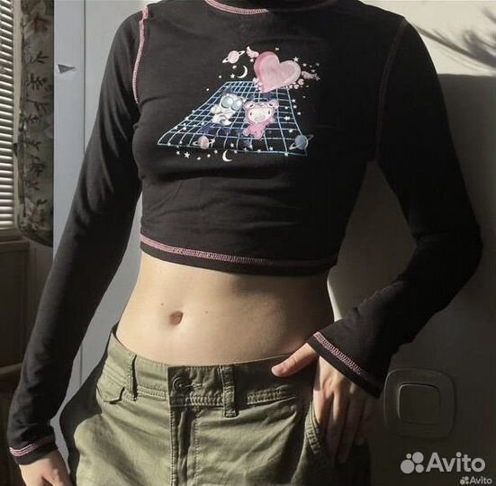 Кофты топы разных цветов с принтом, в полоску