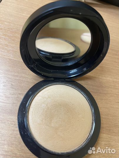 Пудра мас mineralize skinfinish