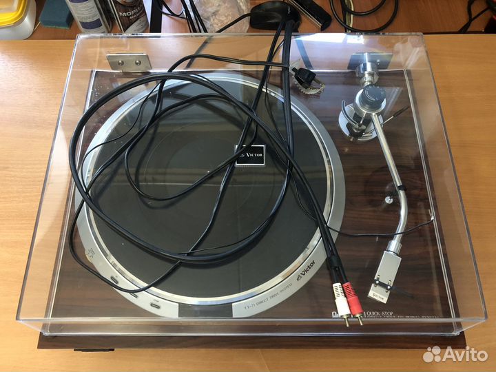 Проигрыватель пластинок Victor QL-7