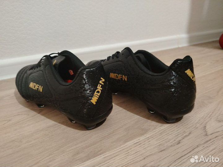 Футбольные бутсы 43 размер