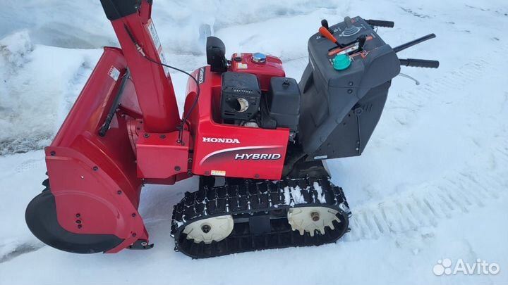 Снегоуборщик honda HSM 1390i гибрид