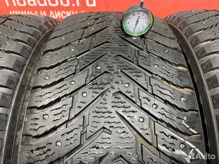 Nokian Tyres Hakkapeliitta 8 SUV 265/70 R16