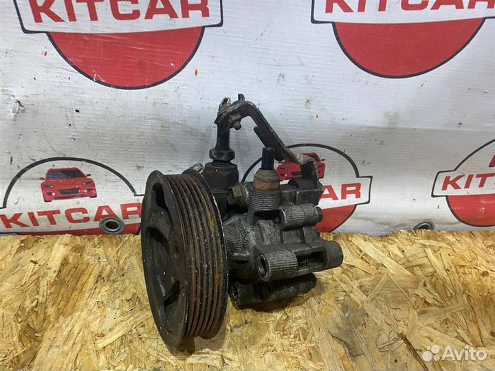 Насос гур Toyota Avensis 2