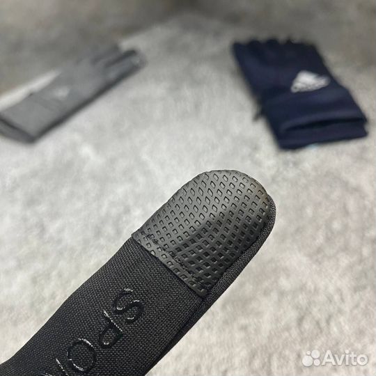 Перчатки Adidas