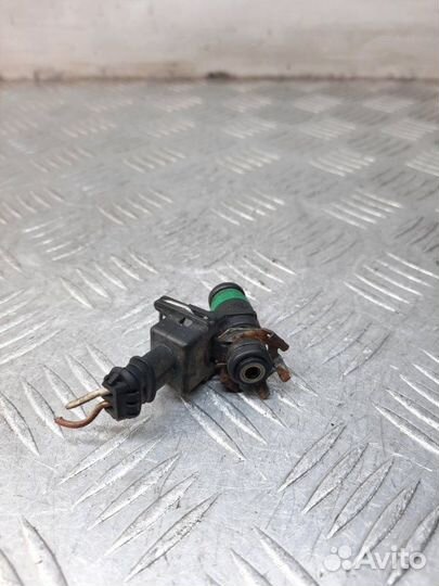 Форсунка Renault Megane кабриолет 2.0 F4R770 2006