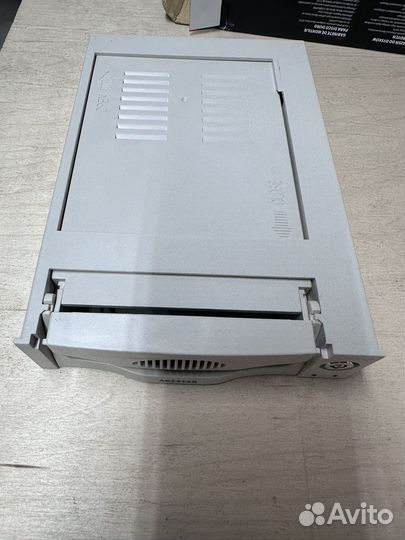 Салазки для жесткого диска с замком 3.5