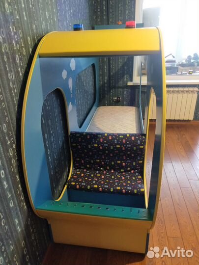 Оригинальная детская кровать - вертолет