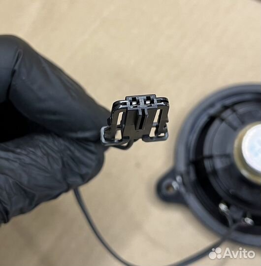 Динамик торпеды 5NA035709 VW Тигуан 2 Туарег 2