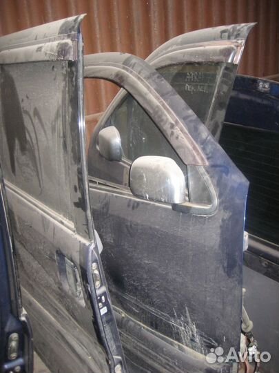 Дверь дайхатцу Атрай 7