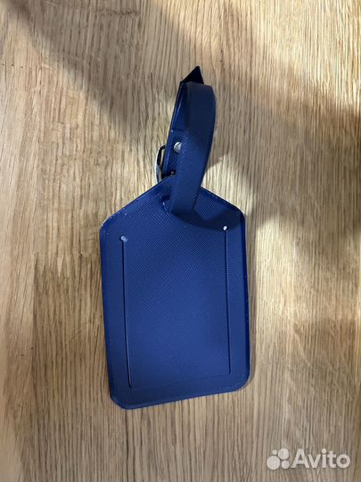 Дорожная бирка на чемодан