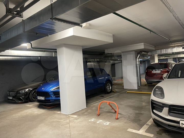 Машиноместо, 15 м²