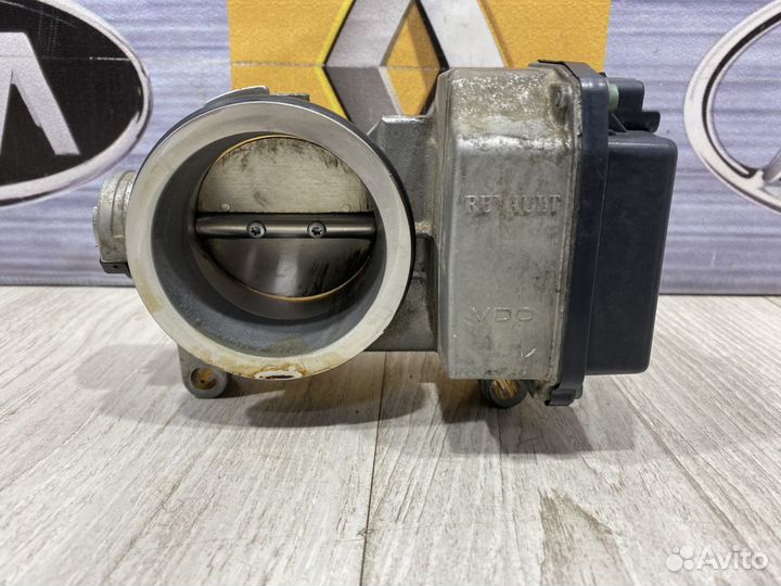 Дроссельная заслонка Дроссель Renault sandero step