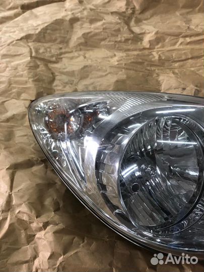 Фара правая на hyundai i20 с 2009 по 2012г