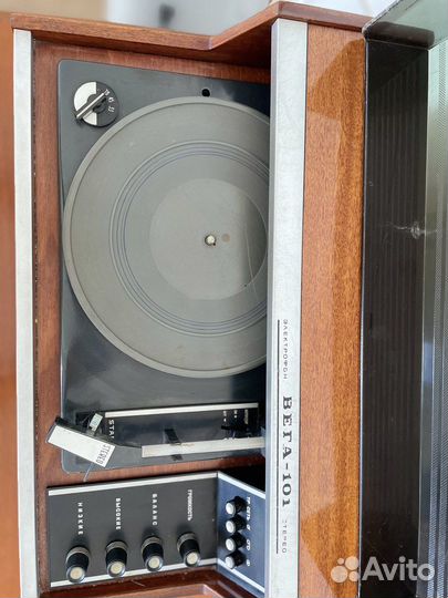 Проигрыватель Вега СССР Ретро С винилом