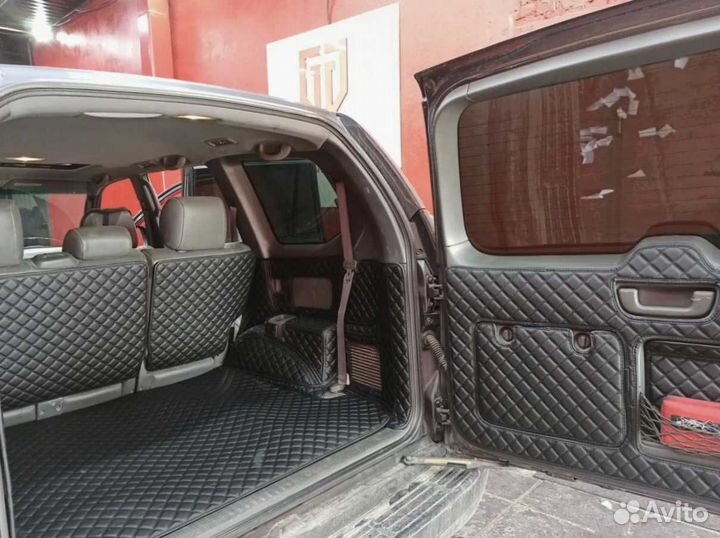 Коврик в багажник для Toyota Land Cruiser