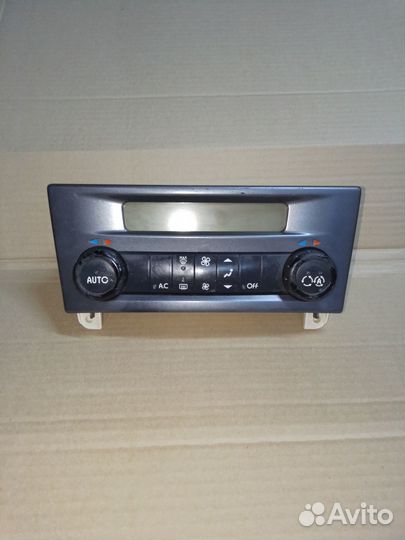 Блок управления климатом Рено лагуна 2