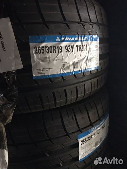 Triangle TH201 265/30 R19