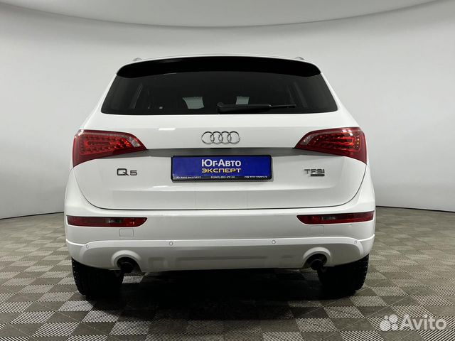 Audi Q5 2.0 AMT, 2011, 139 102 км