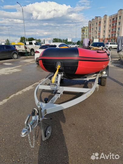 Гладиатор е 380 нднд с мотором Mercury15+прицеп