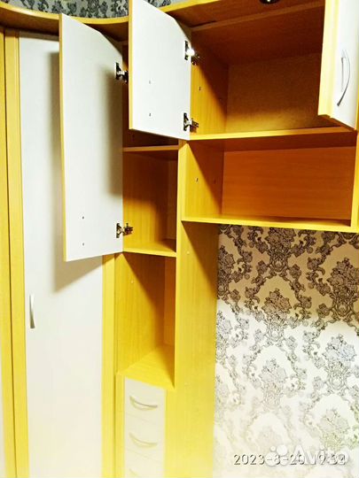 Мебельная стенка стенка со столом