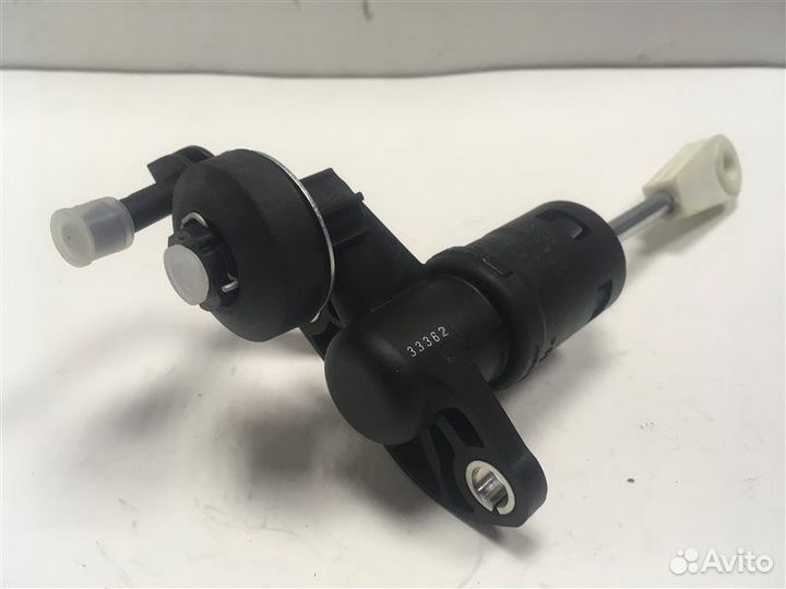 Цилиндр сцепления главный Volkswagen Passat B5
