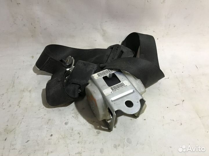 Ремень безопасности задний Dodge Challenger