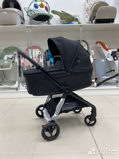 Новая коляска Mamas & Papas Strada Carbon