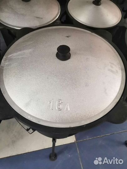 Казан чугунный 16л