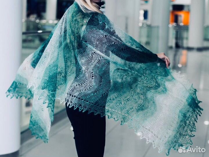 Оренбургский пуховый платок