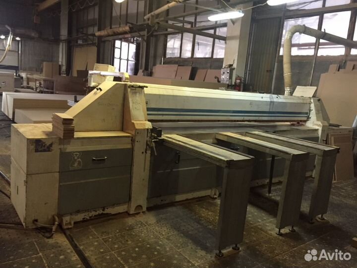 Форматно-раскроечный центр MJ6232B