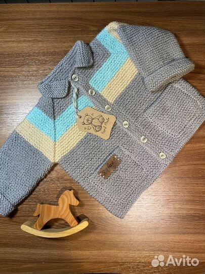 Вязание на заказ. Кардиганы, свитера, пинетки